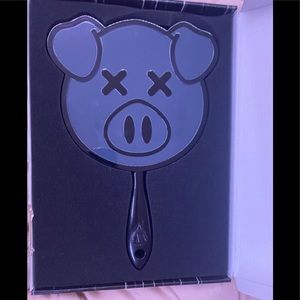 Shane Dawson x Jeffree star black pig mirror